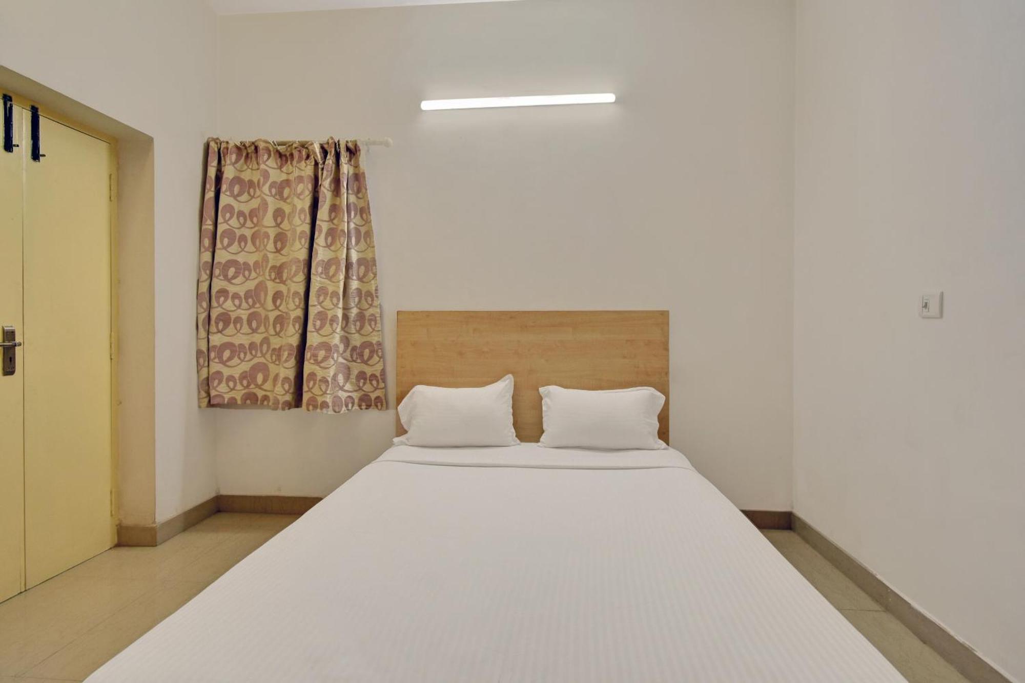 Hotel O Dakshin Villa Ecr Chennai Exterior photo